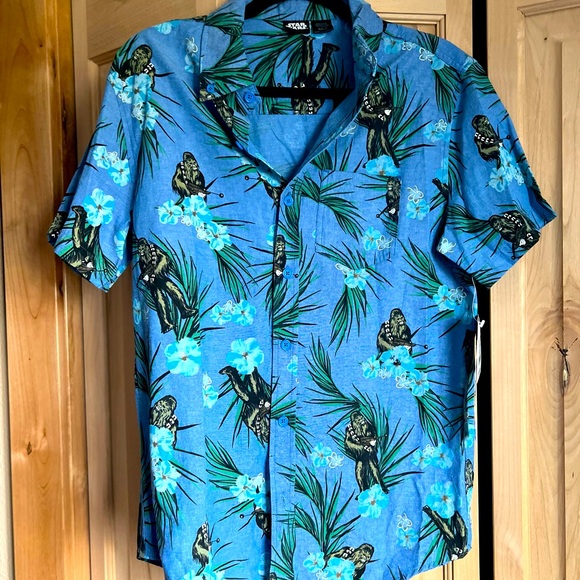 Star Wars Ss button up Chewbacca SZ small - Picture 3 of 6